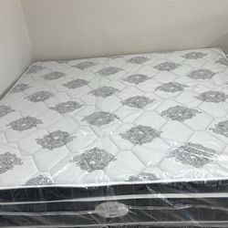 King Plush Mattress 