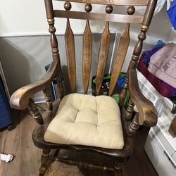 Vintage Rocking Chair Free