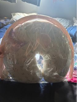 Boppy pillow
