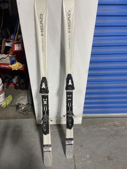 Snow Skis