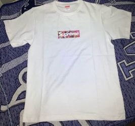 Supreme box logo