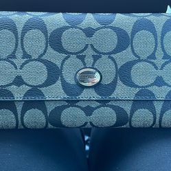 Brand New Coach Wallet With Tags 