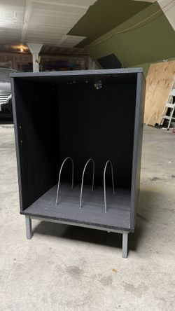 Turn Table Stand / Record Album Holder