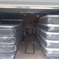HUGE MATTRESS SALE  - BAMBOO, MAJESTIC, ORTHOPEDIC : YOU NAME IT - PICK UP AND DELIVERY 