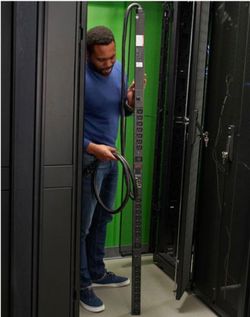 New APC APDU9965 Switched Rack PDU | NetShelter 9000 Series | 208V 30A 3-Phase