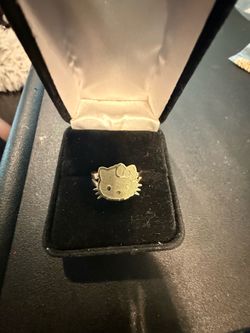 Hello Kitty Ring