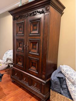 Vintage mahogany TV stand with bed frame