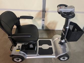 Foldable Electric Wheelchair 