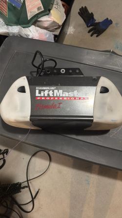 Liftmaster 2280 R garage door opener