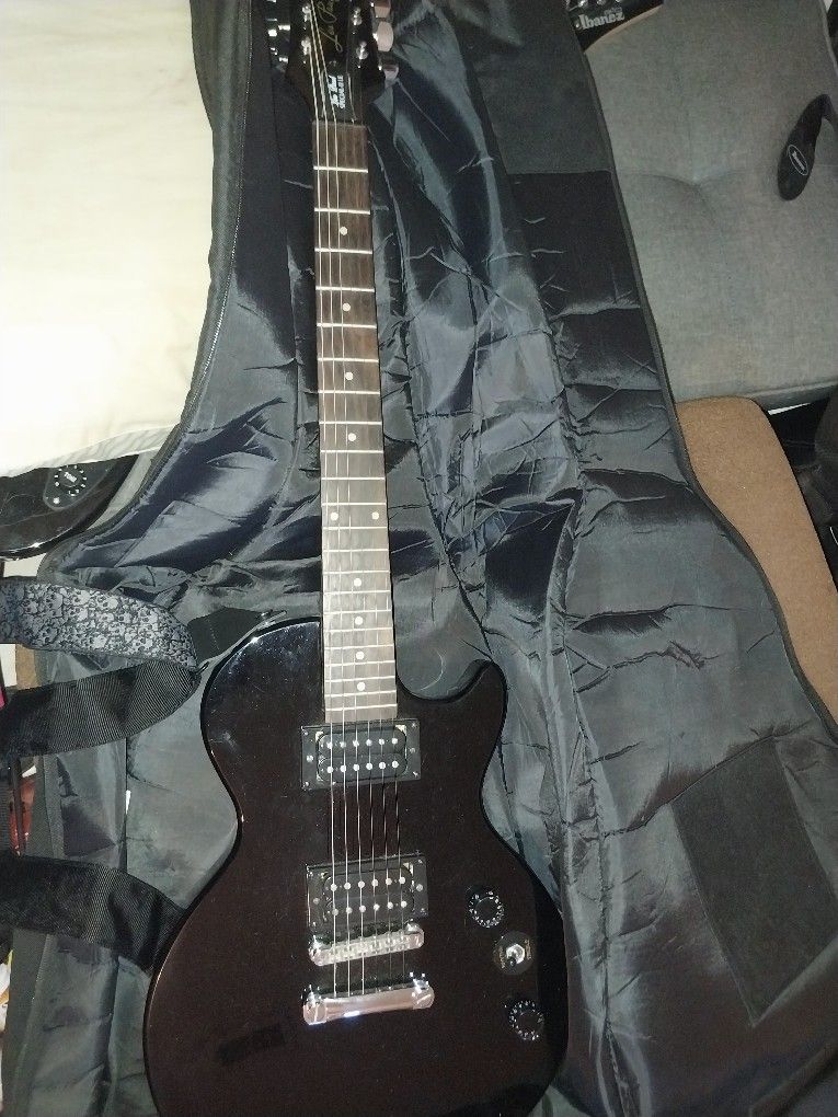 Les Paul Guitar