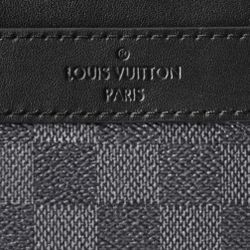 Men’s Authentic Louis Vuitton Graphite Trocadero Messenger PM