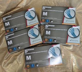 Exam Gloves, 5 NEW boxes available 
