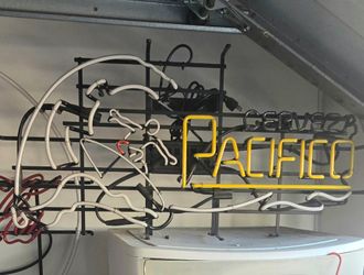 Pacific Neon Light READ