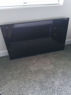 TCL Roku 4K HDR Smart TV. 50'