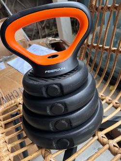 Adjustable dumbbells