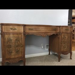Antique Buffett