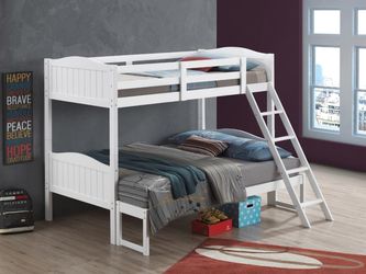 Twin twin bunk bed