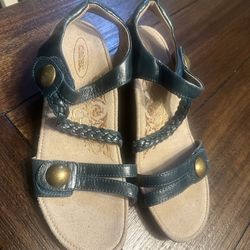 Women's sandals