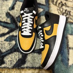 Black N Yellow Af1s Size 9 Men 