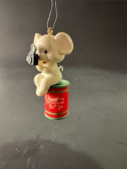 Rennoc 1991 Vintage Christmas Mouse with Camera Film Spool Ornament 3.25"