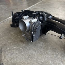 INTAKE MANIFOLD WITH THROTTLE BODY 2011-2013 SUBARU FORESTER 2.5.