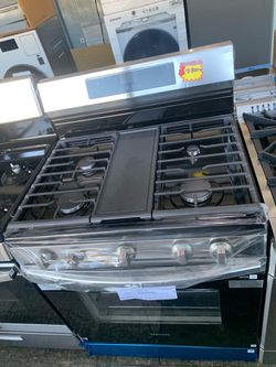 Samsung Stainless Steel Gas Range with Griddle Take it Today Pay Later Ask for Details!