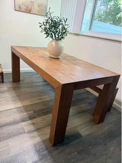 Plank & Beam 72” Table Set