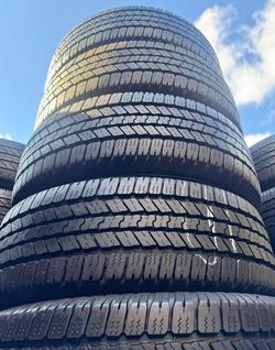 265/70/18 GoodyearSelling a set of 4 tires in excellent condition 🫡