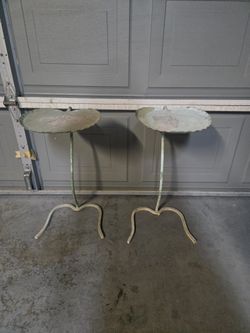 Mid Century Lily Side Table