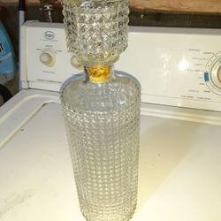 Beautiful vintage Glass Decanter 