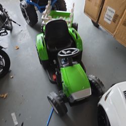 Ride on tractors for kids