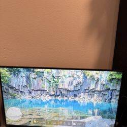 Samsung M7 Smart Monitor 