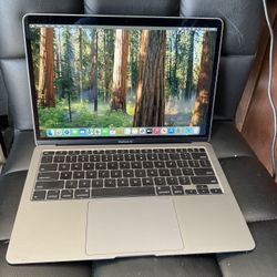 Macbook Air 13 inches - Mac OS Sequoia 