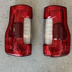 2017 - 2022 OEM Tail Lights F250 -F350