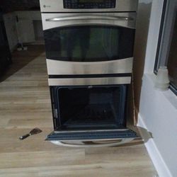 GE DBL Oven Air Fryer And Wifi 