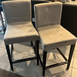 2 High Stool Chairs 