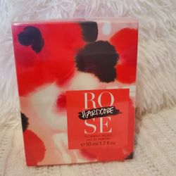 VICTORIA SECRET ROSE PERFUME