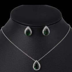 Rhinestone Drop Earring And Pendant Set.. 