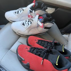Bugs Bunny 8s Size 8 Ferrari 14s Size 8 1/2 250