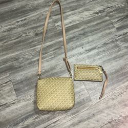 Crossbody purse