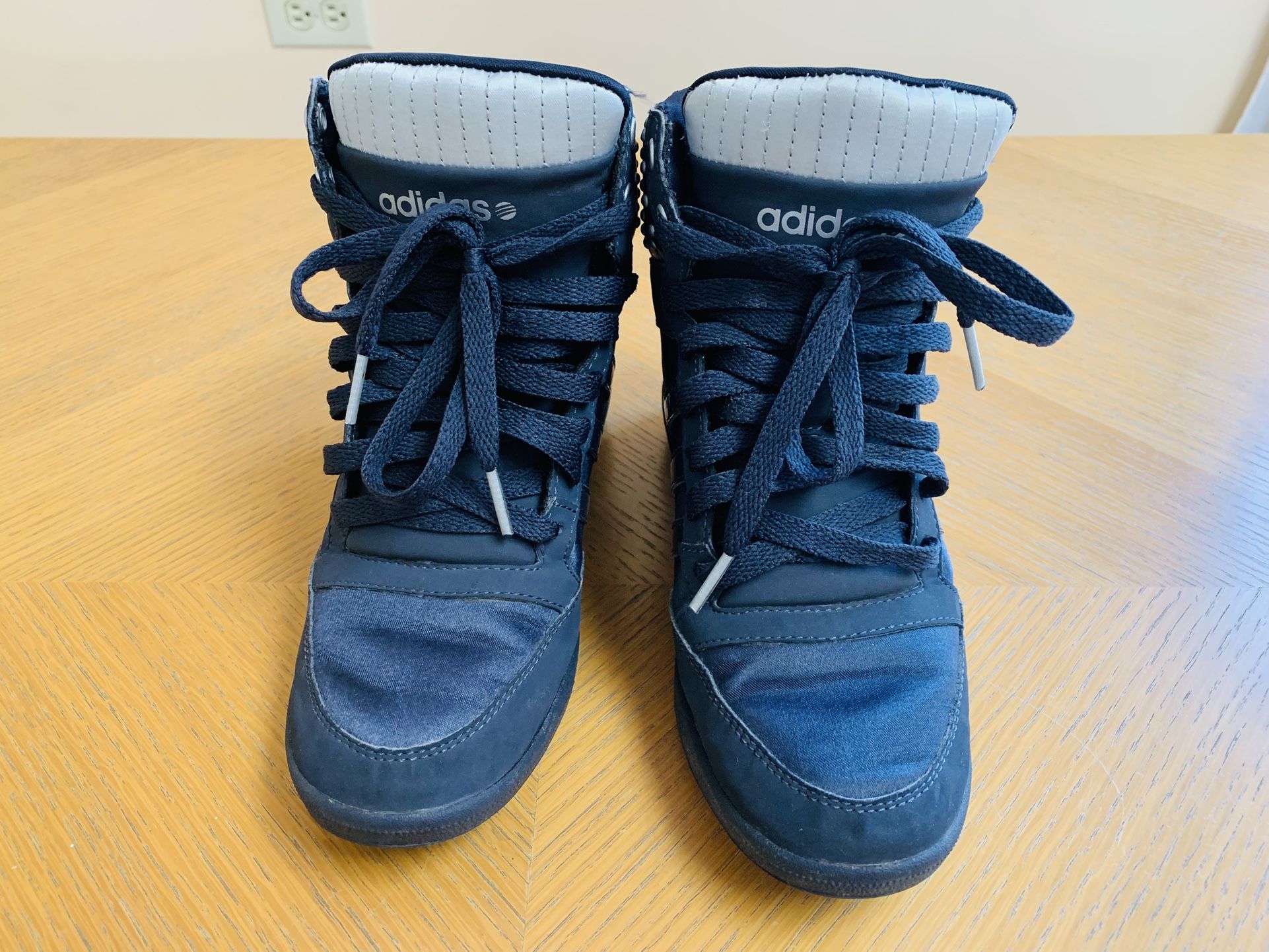 Women 7 Sneakers Short Boots