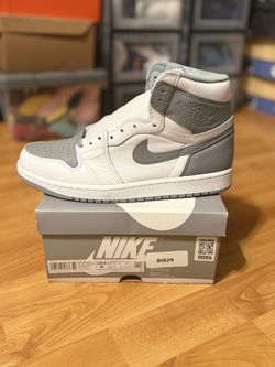 Jordan 1 High Retro “Stealth” Mens Size 9  (DEADSTOCK!!)