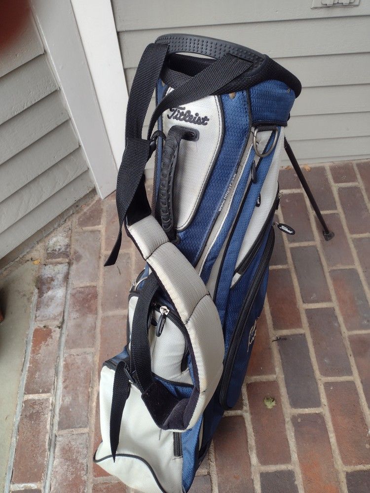 Exceptional Titleist Stand Bag