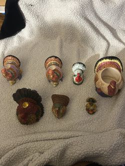 List together Midwest of Cannon Falls
 

I have four hand painted ceramic turkeys

1. Pair of (taper) candle holders
2. Salt shaker
3. Pillar candle h