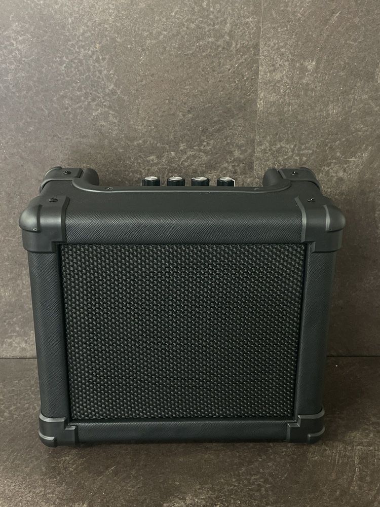 Ibanez IBZ2B Battery Powered Amp