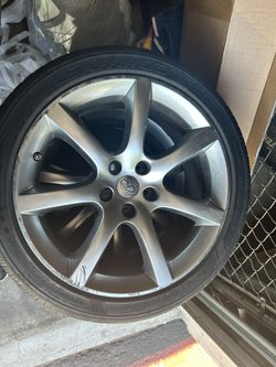 Does Anyone Know Where I Can Take My Wheels To Get Fixed? They Have Scratches.