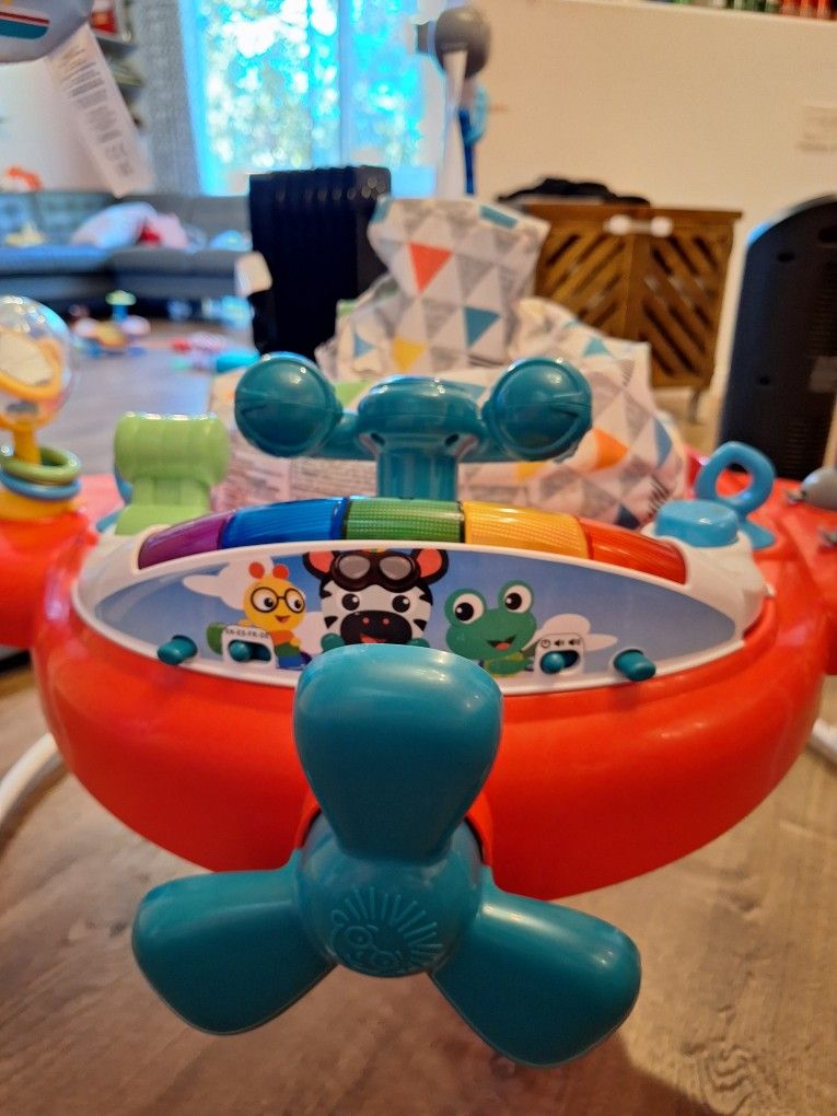 Baby Einstein Ocean Explorers Airplane 2 In 1 Activity Jumper (No Smoke, No Pets, No Damage)