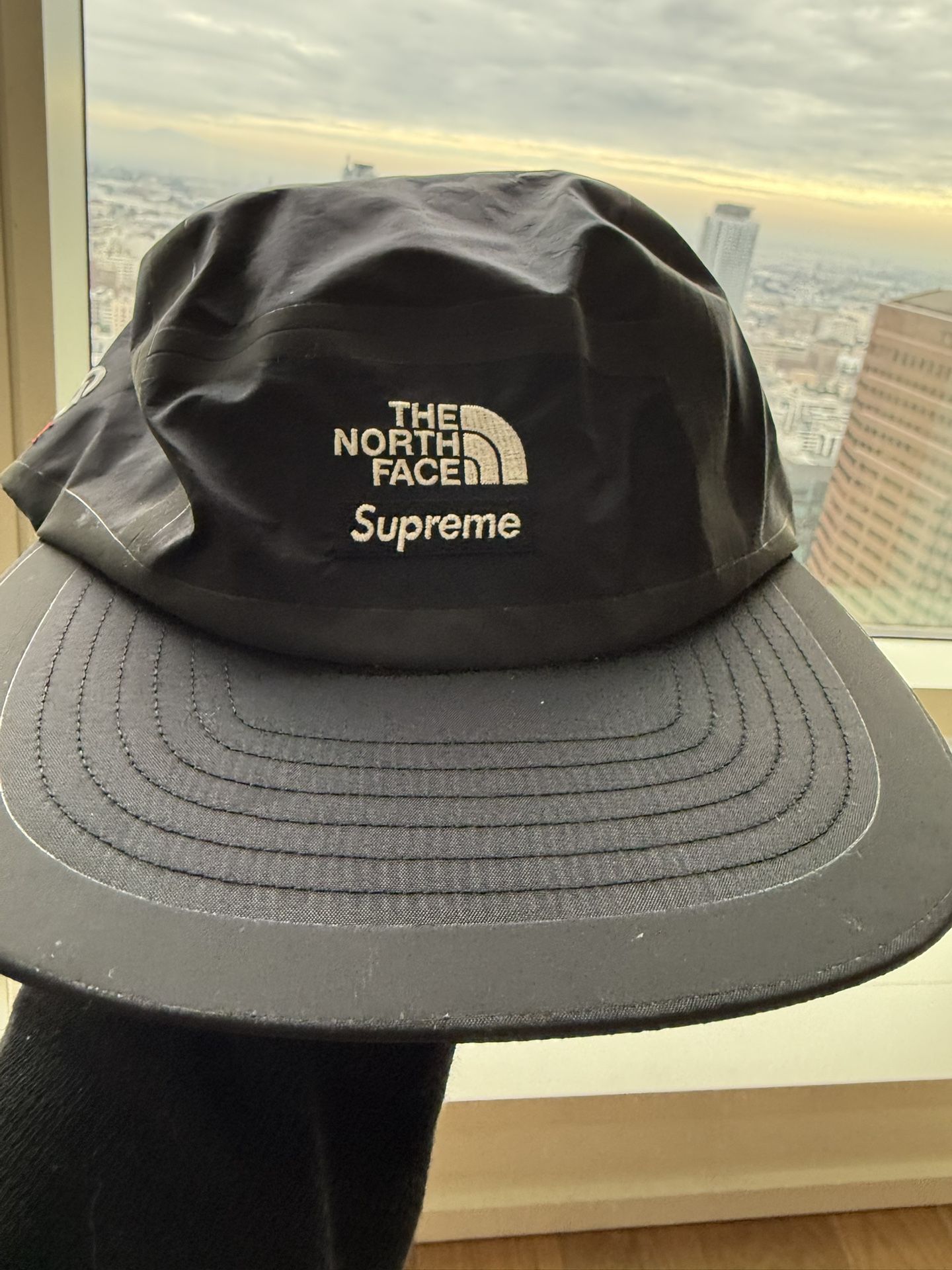 Supreme x North Face 