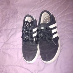 Size 11 Adidas Kids