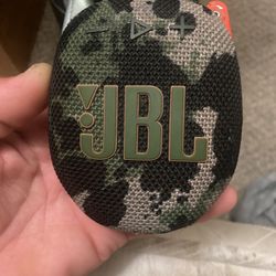 Jbl Clip 5 Bluetooth Speaker 